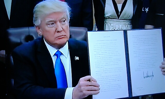 president-trump-news-today-executive-order-signing-ceremony